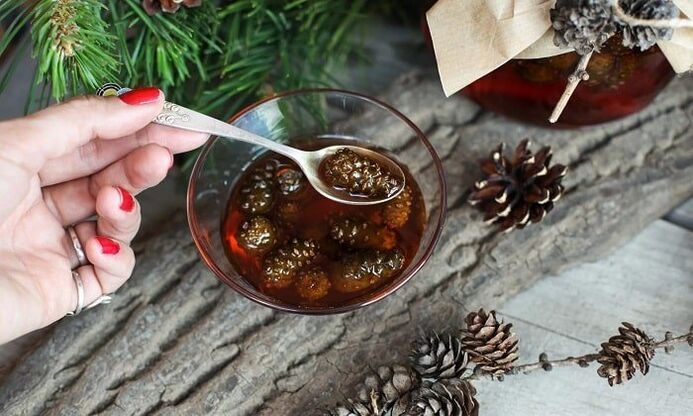 Tinktúra na báze borovicových púčikov na liečbu cervikálnej osteochondrózy doma